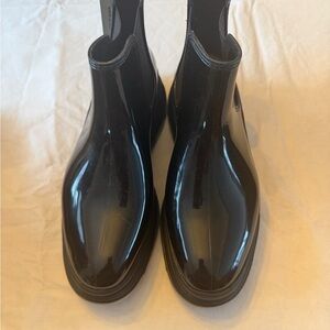 Woman’s Black Cougar Brand Rain Boots